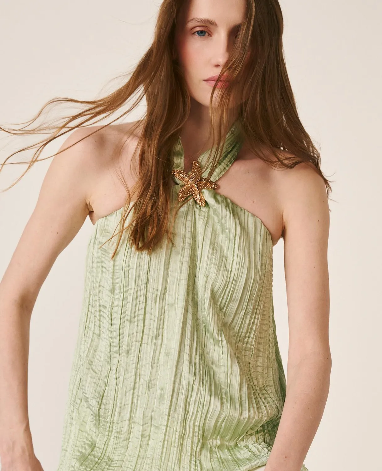 Alma en Pena V26CL0514 blouse satin verte halter