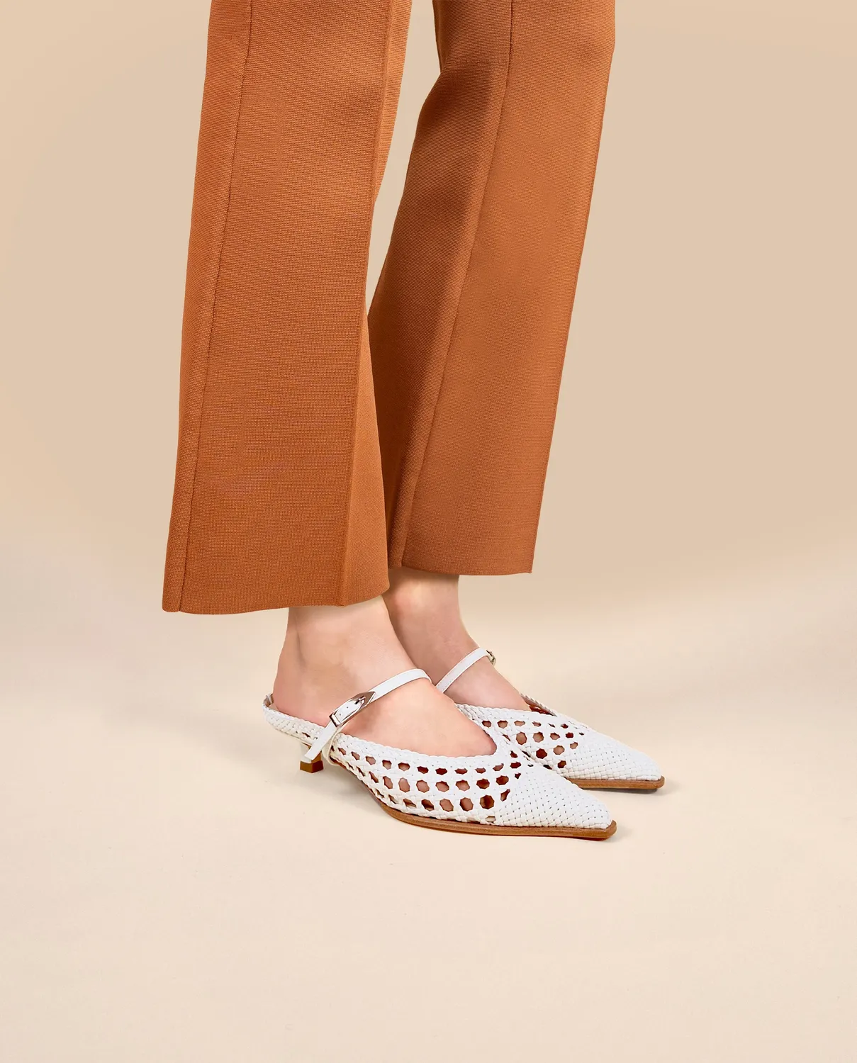Mi/Mai Suzanne Woven White mule tressé blanc talon
