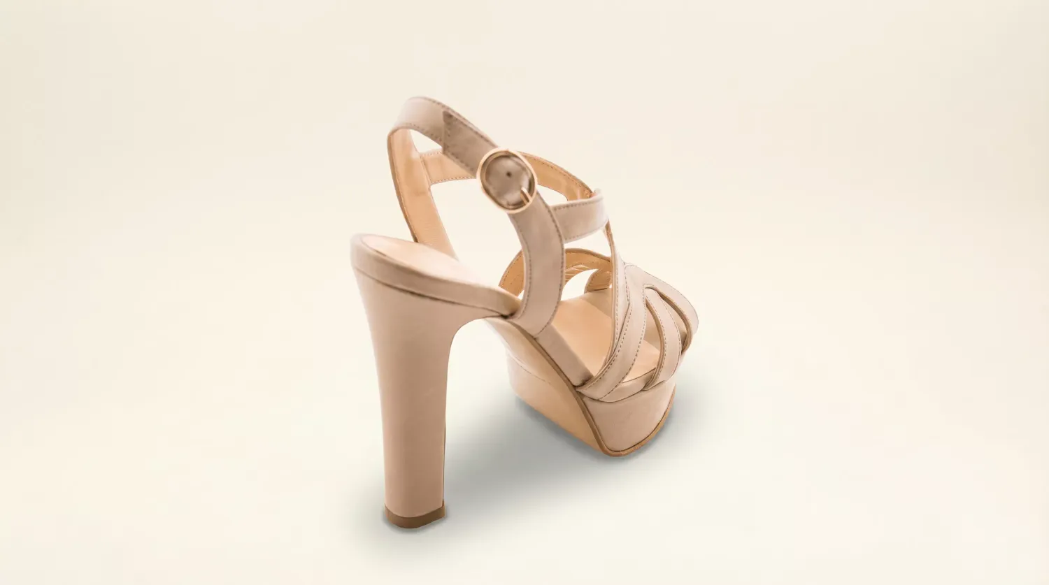 Matteo Pitti Penny slingback nude cuir talon colonne