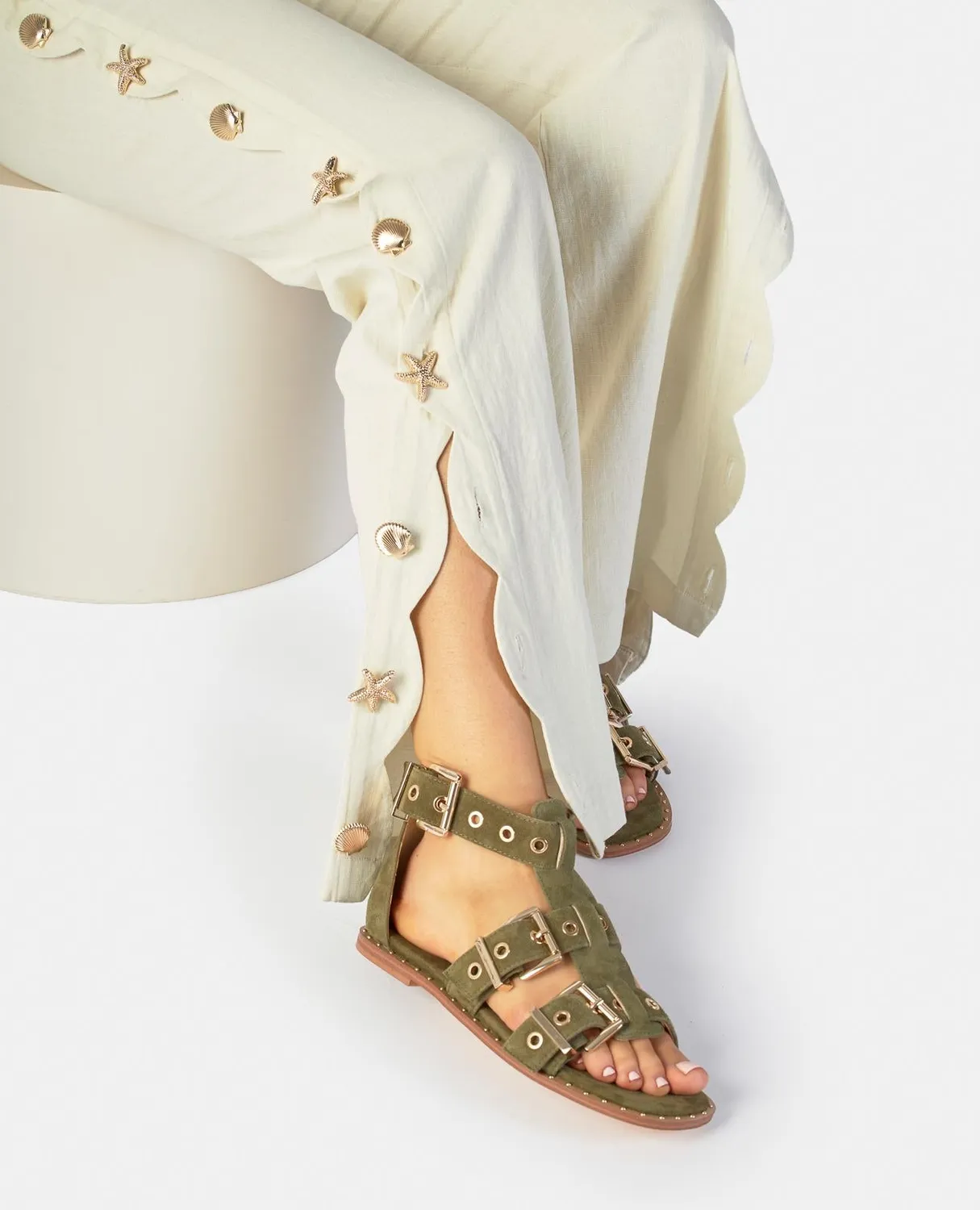 Alma en Pena V268206 sandales plates kaki cuir