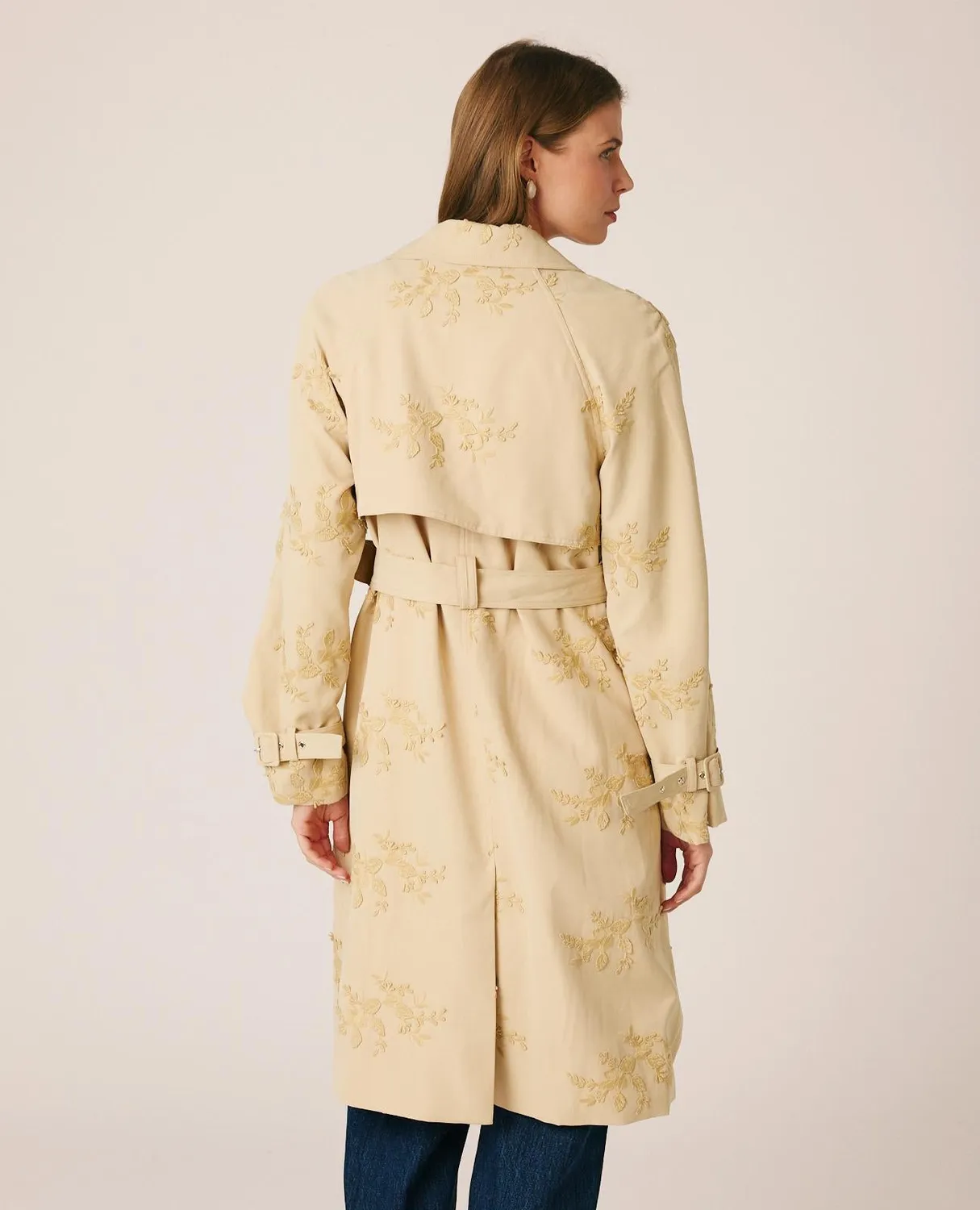 Alma en Pena V26CL1500 trench brodé beige floral