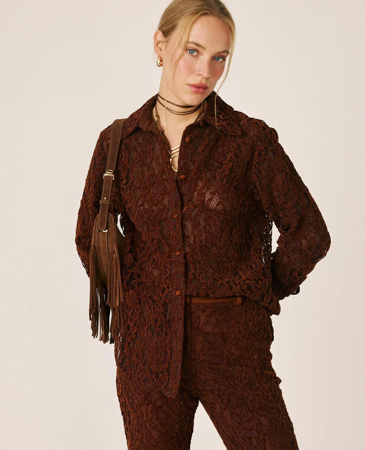Alma en Pena I26CL0406 blouse dentelle marron