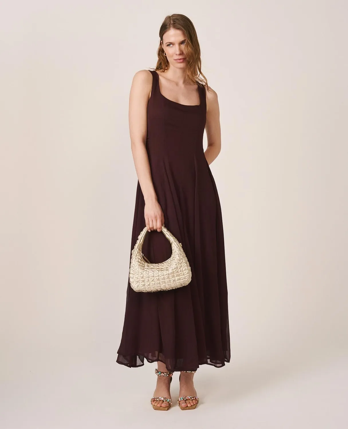 Alma En Pena V26CL0211 robe midi marron gaze fluide