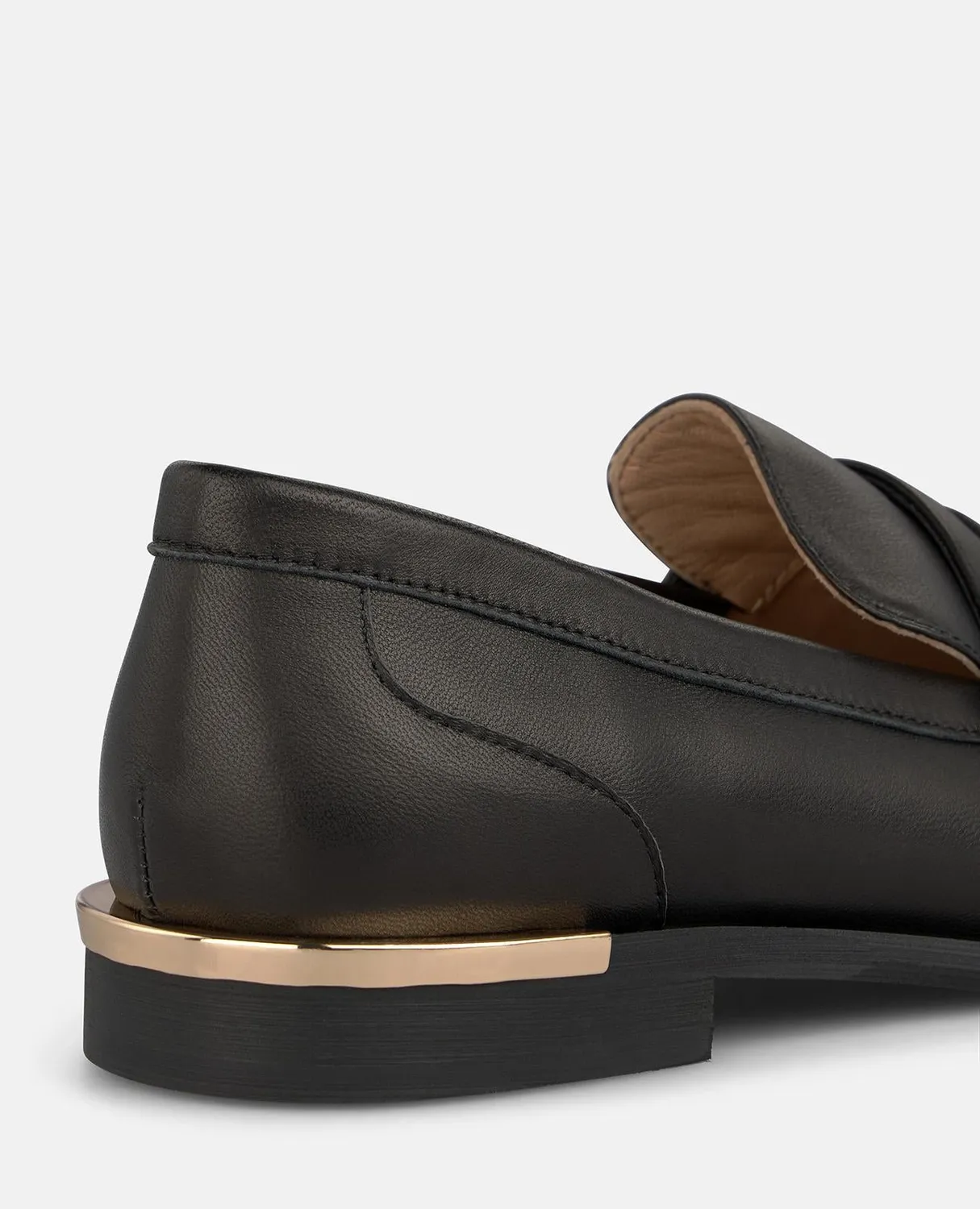 Alma en Pena I260120C mocassins napa noirs plats
