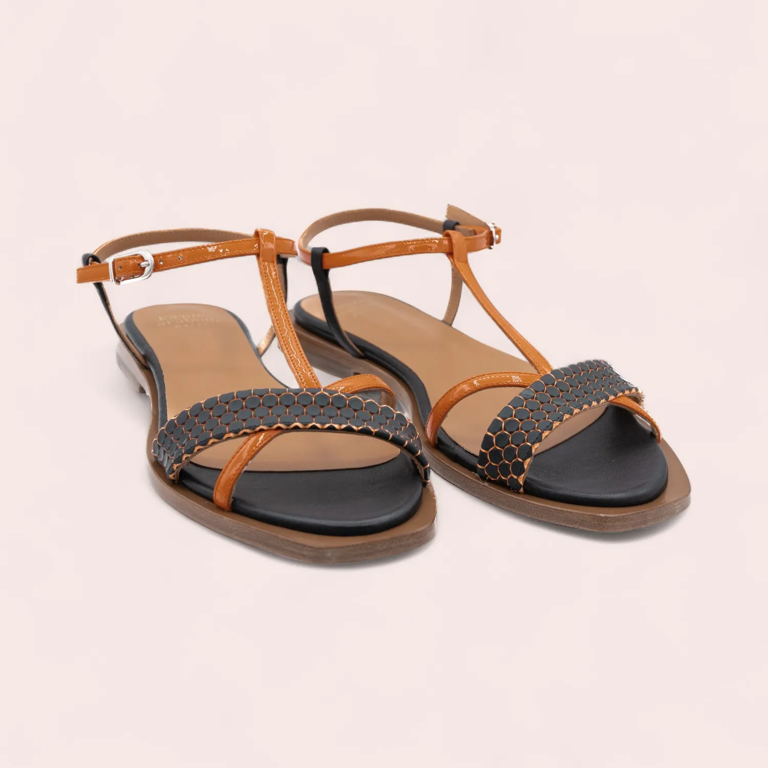 Karine Arabian Carla sandales plates cuir orange 15 mm