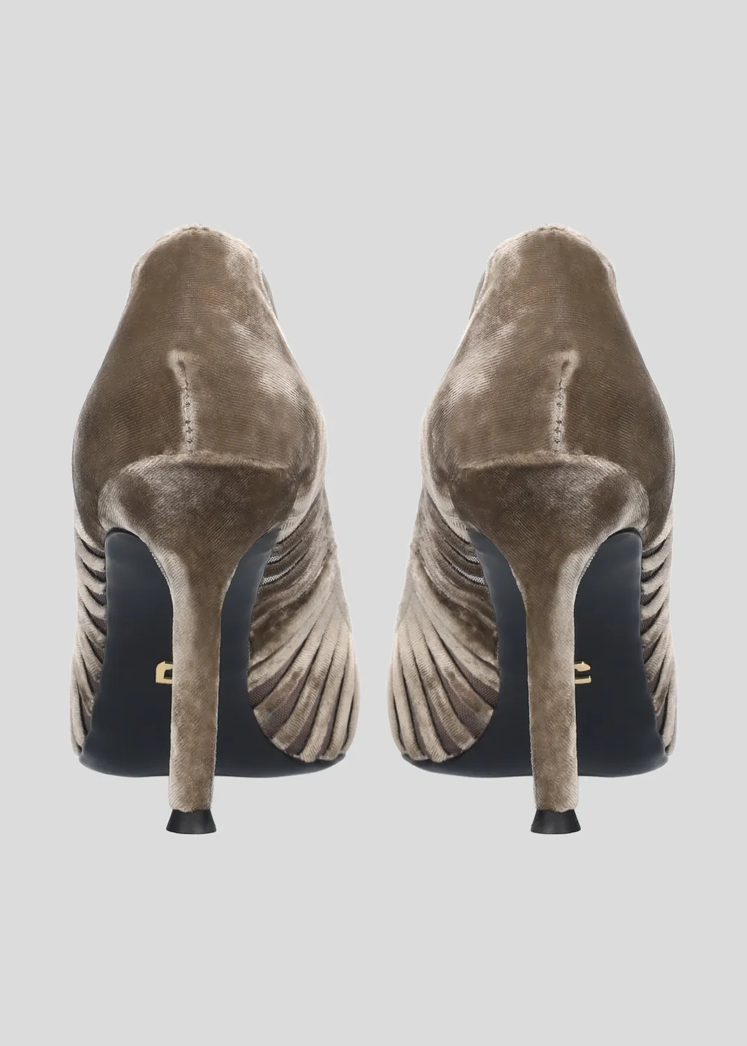 Lola Cruz Candice Pumps 95 escarpins truffe