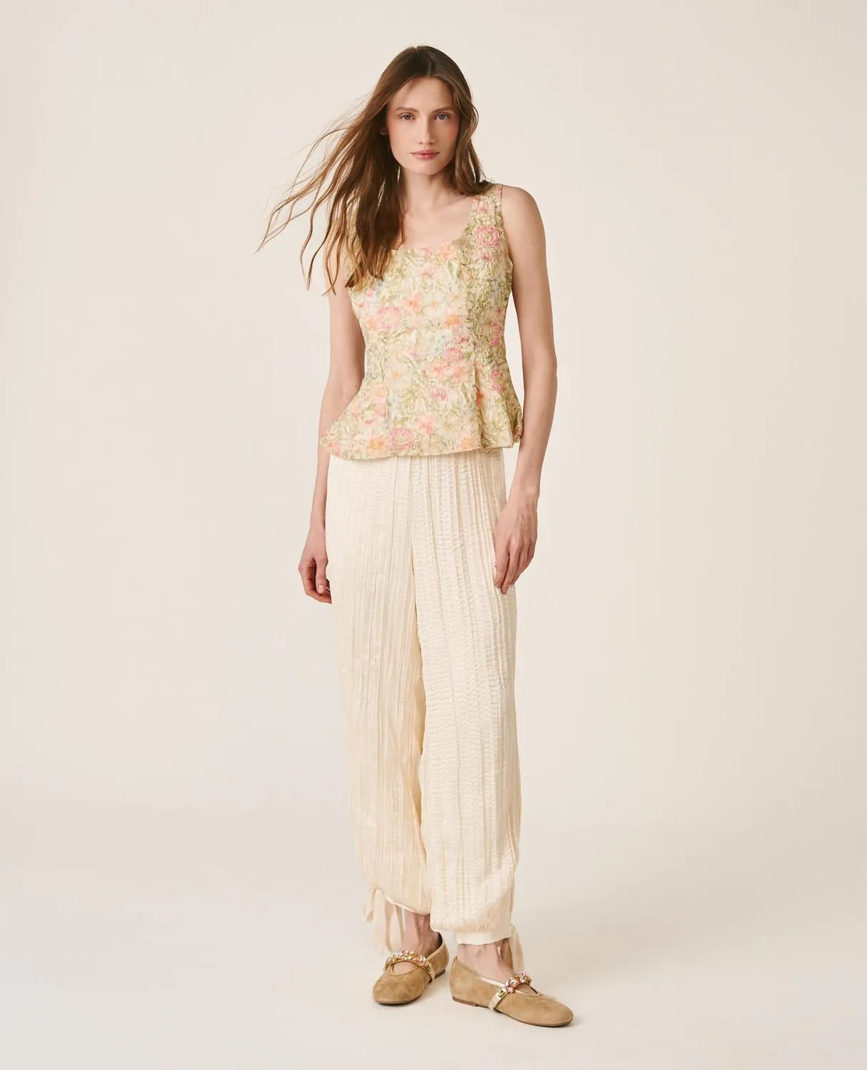 Alma en Pena V26CL0614 top vert floral peplum