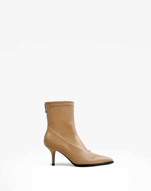 Mi/Mai Ando Beige bottines stretch talon aiguille