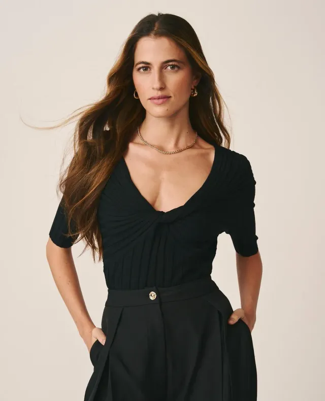 Alma en Pena I26CL0626 top noir drapé maille