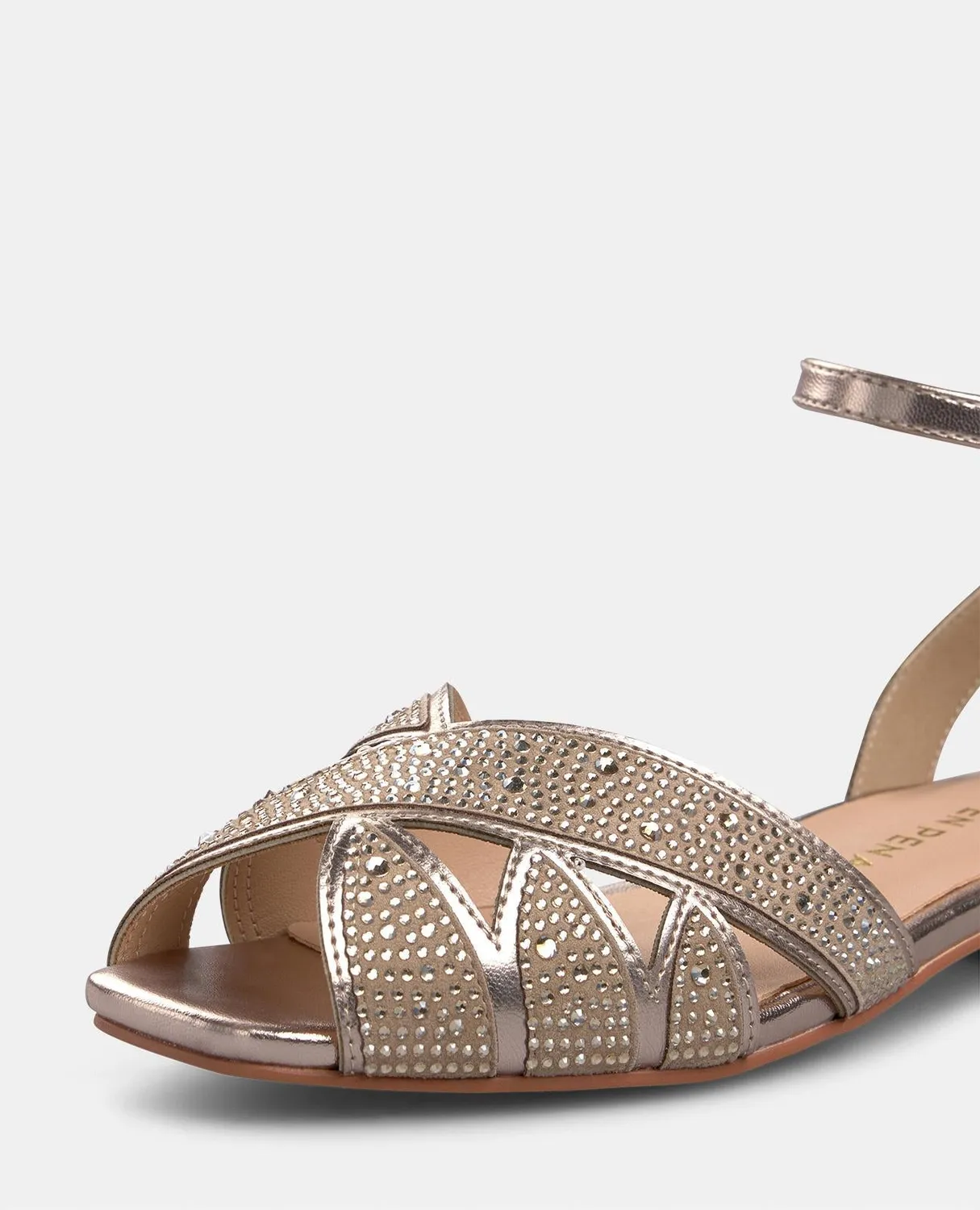 Alma en Pena V2550407 sandales plates bronze strass