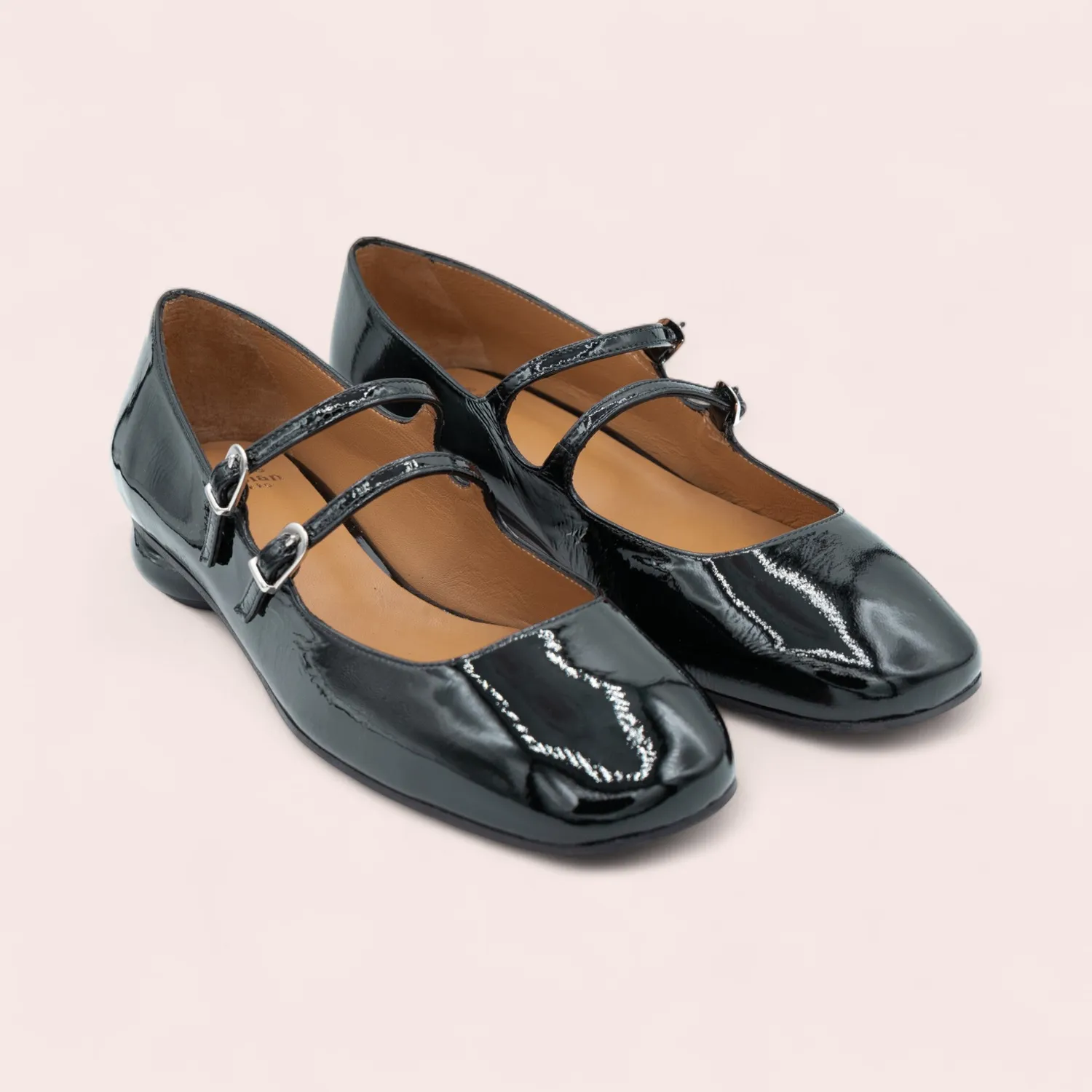 Karine Arabian Judith babies cuir verni noir