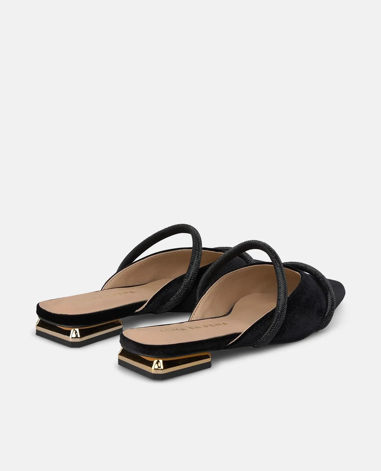 Alma en Pena I260105 mules noires velours pointues