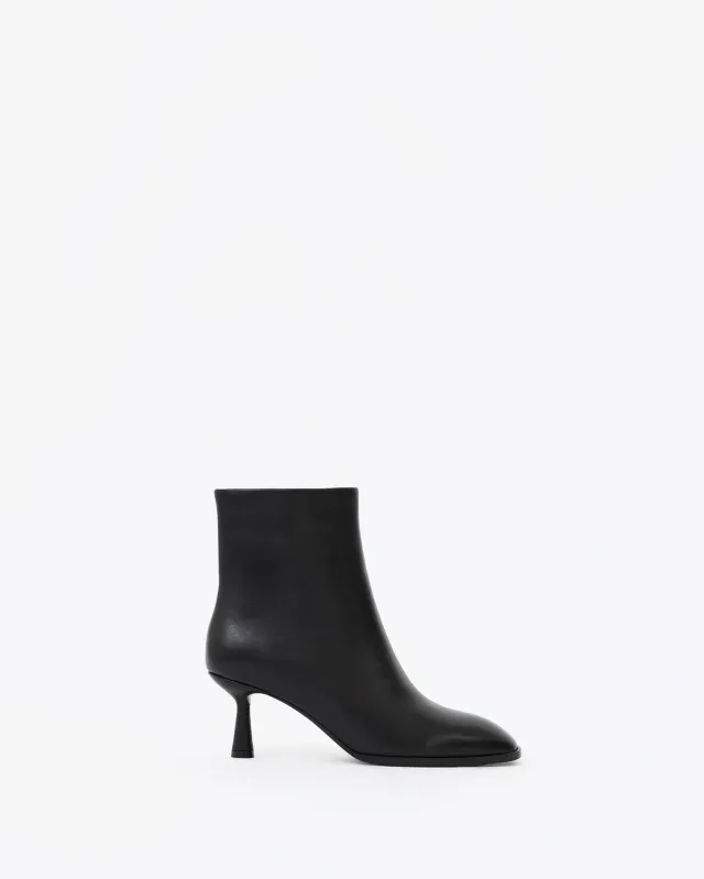 Mi/Mai Naoto bottines cuir noir bout rond talon fuselé