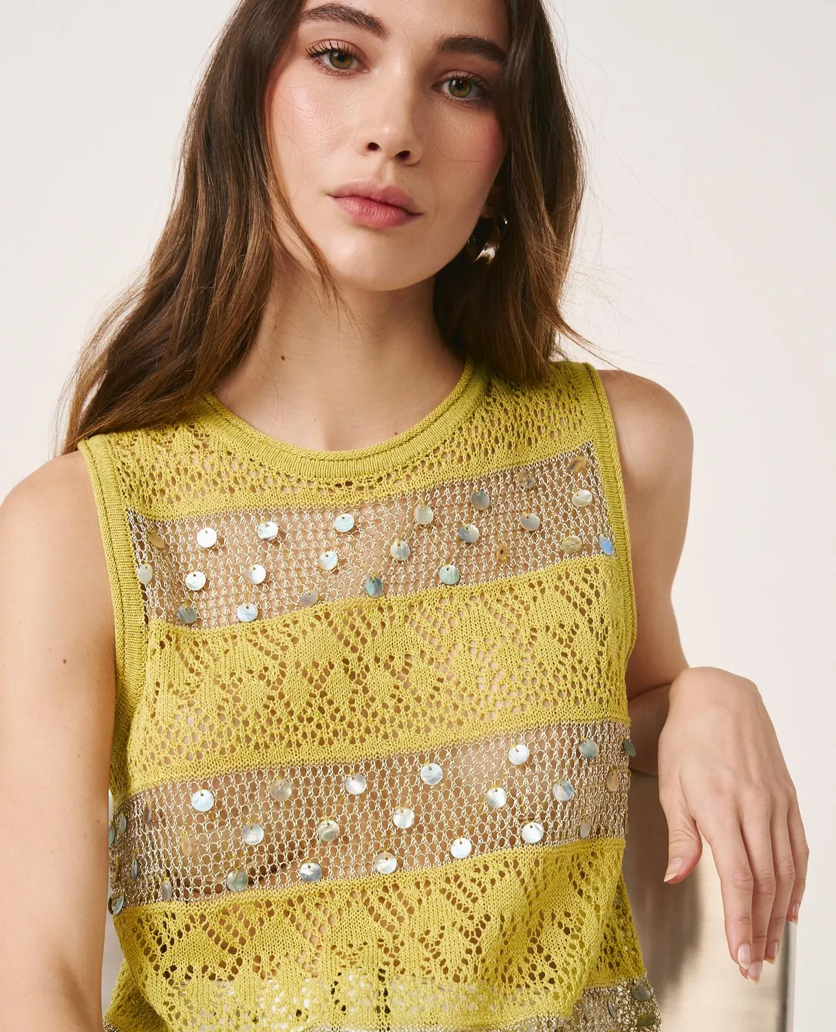 Alma en Pena V26CL0601 top maille vert olive perles