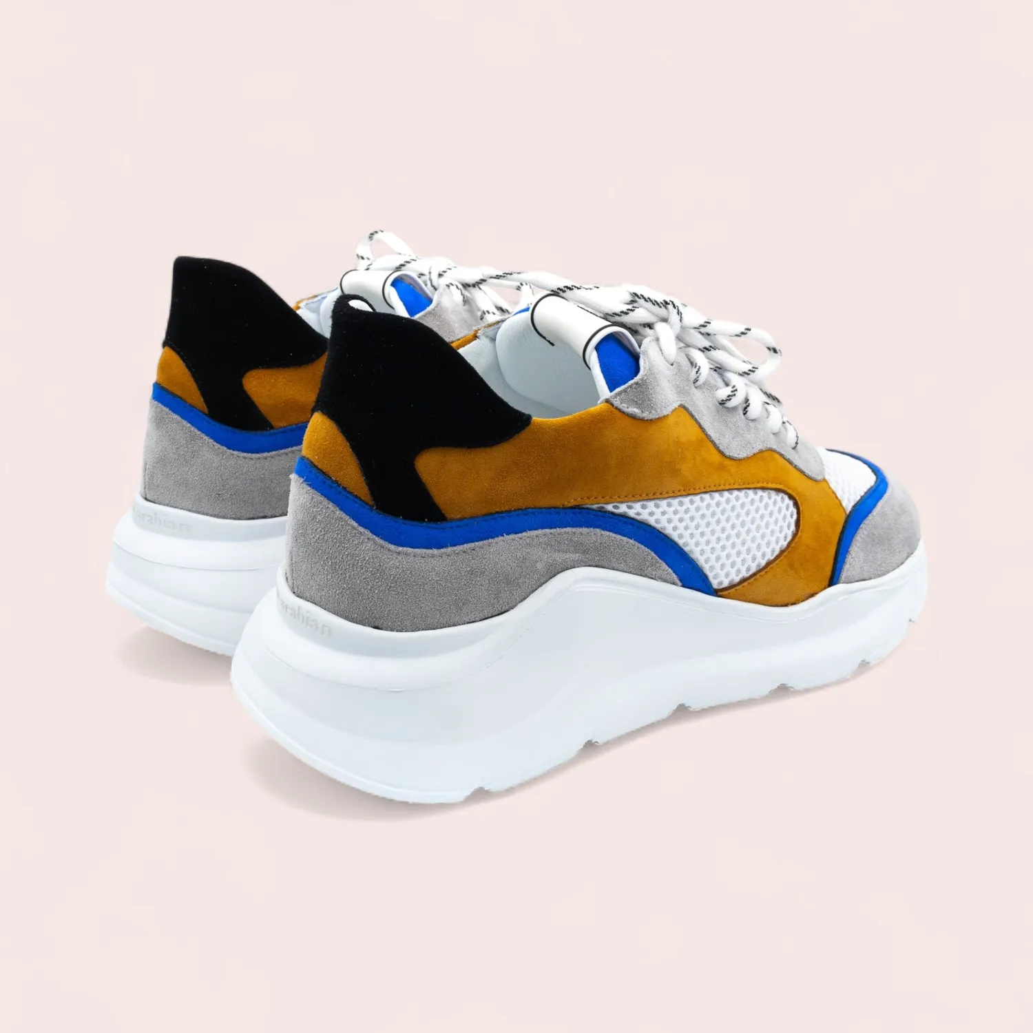 Karine Arabian Manon sneaker cuir camel bleu blanc