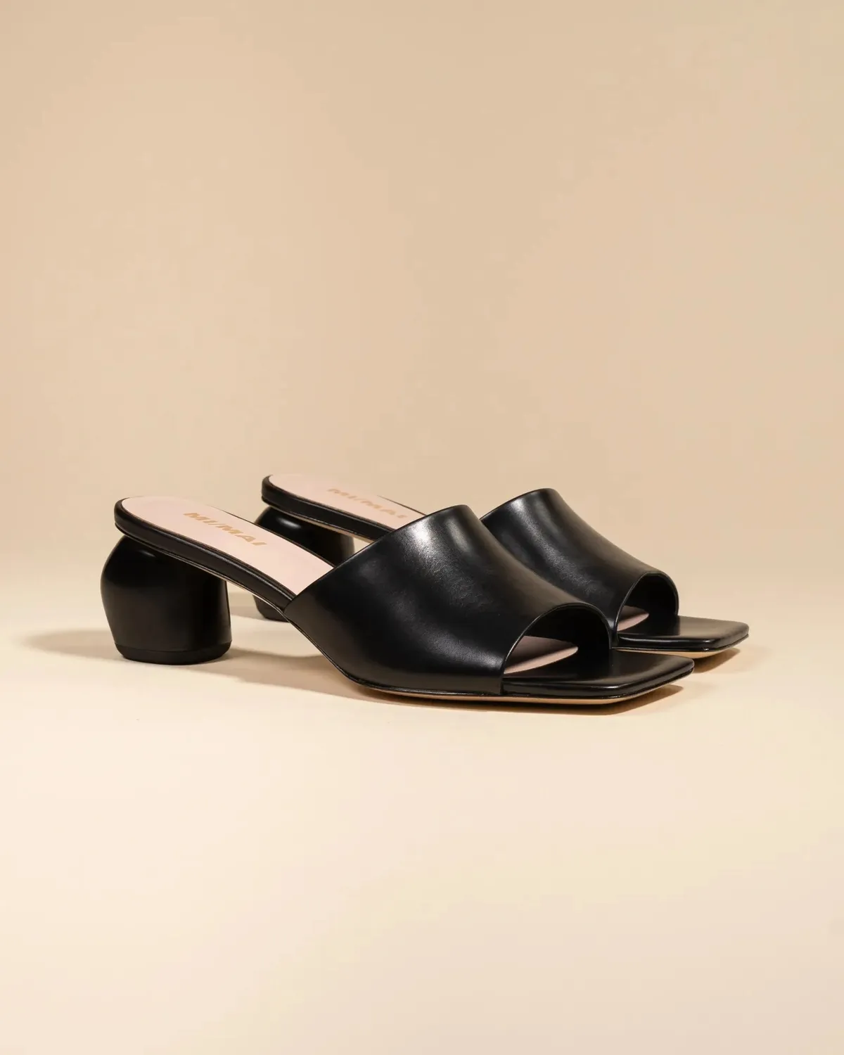 Mi/Mai Gemma Low Black Mat mule cuir noir talon 5 cm