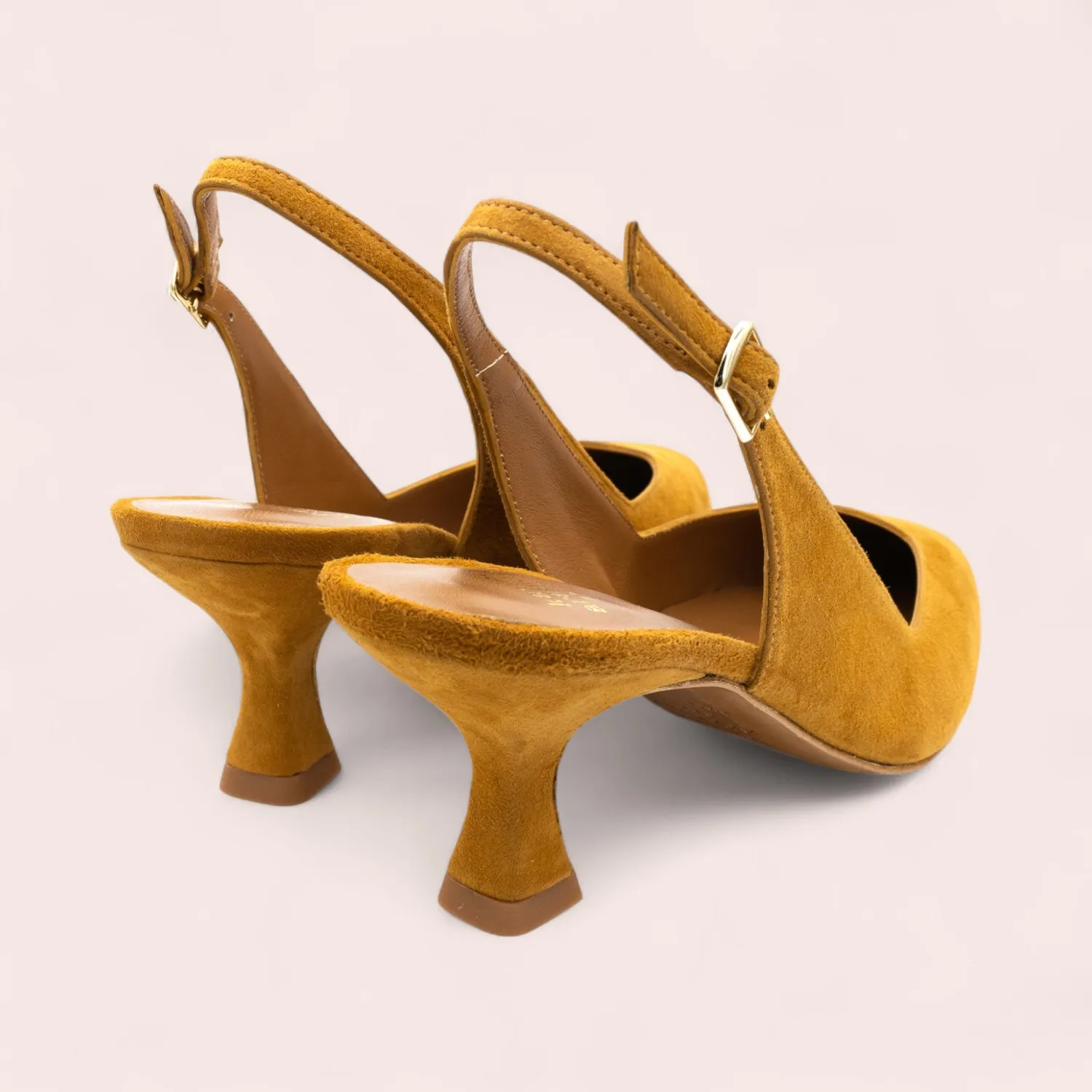 Karine Arabian Florence escarpin slingback cuir velours