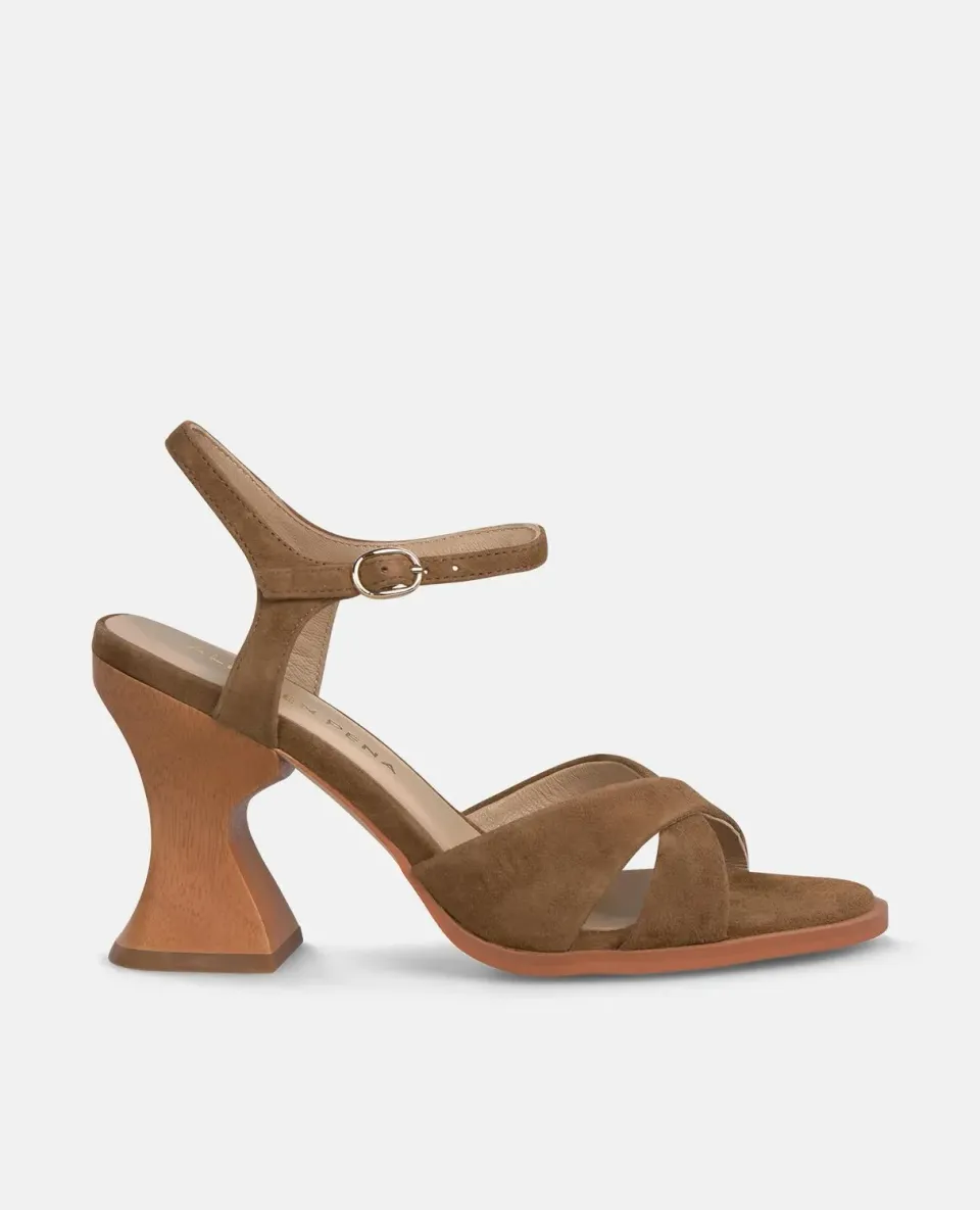 Alma en Pena V262450 sandales talon bois caramel cuir 10 cm