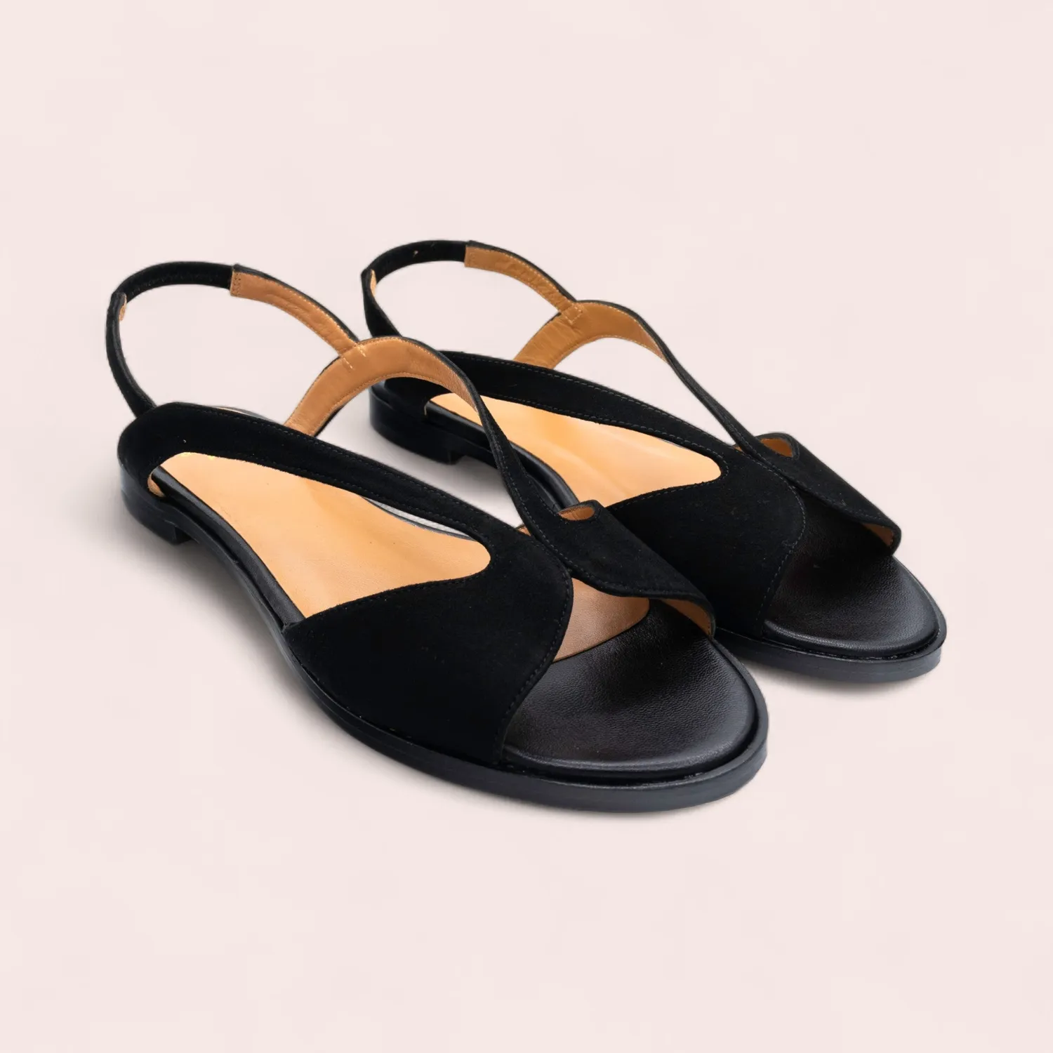 Karine Arabian Yoni sandales plates cuir noir 38