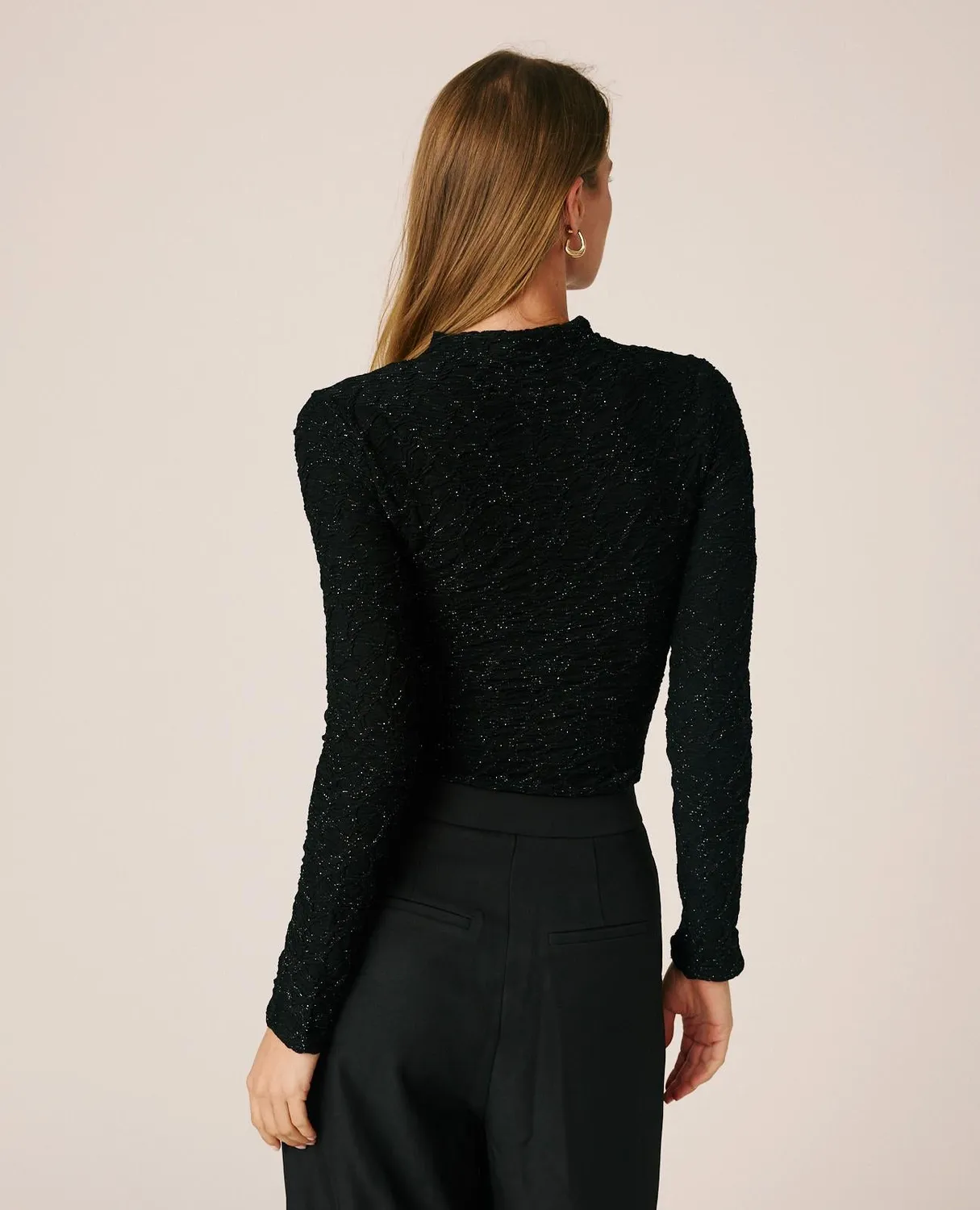 Alma en Pena I26CL0602 top noir col perkins