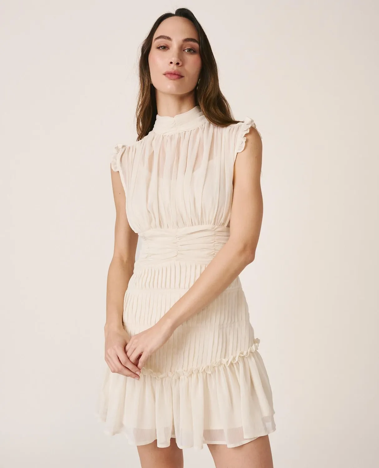 Alma en Pena V26CL0106 robe blanche col montant mini